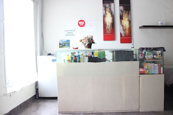 reddoorz near medan railway station