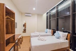 caroline guest house