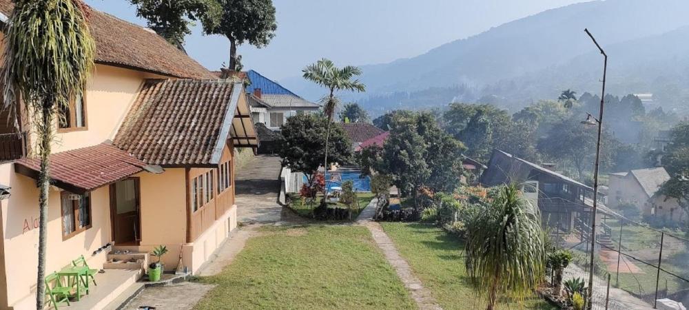 villa tunas alam mutiara