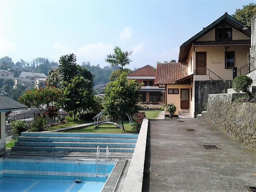 villa tunas alam mutiara