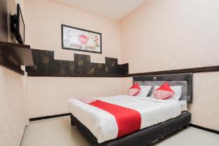 reddoorz plus near museum angkut batu 4