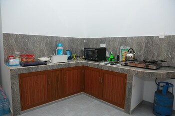 Mamas Palace Hiriketiya,Near Dickwella Beach,2 star