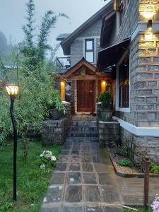 utopia dharamkot mcleodganj