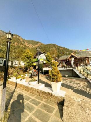 utopia dharamkot mcleodganj