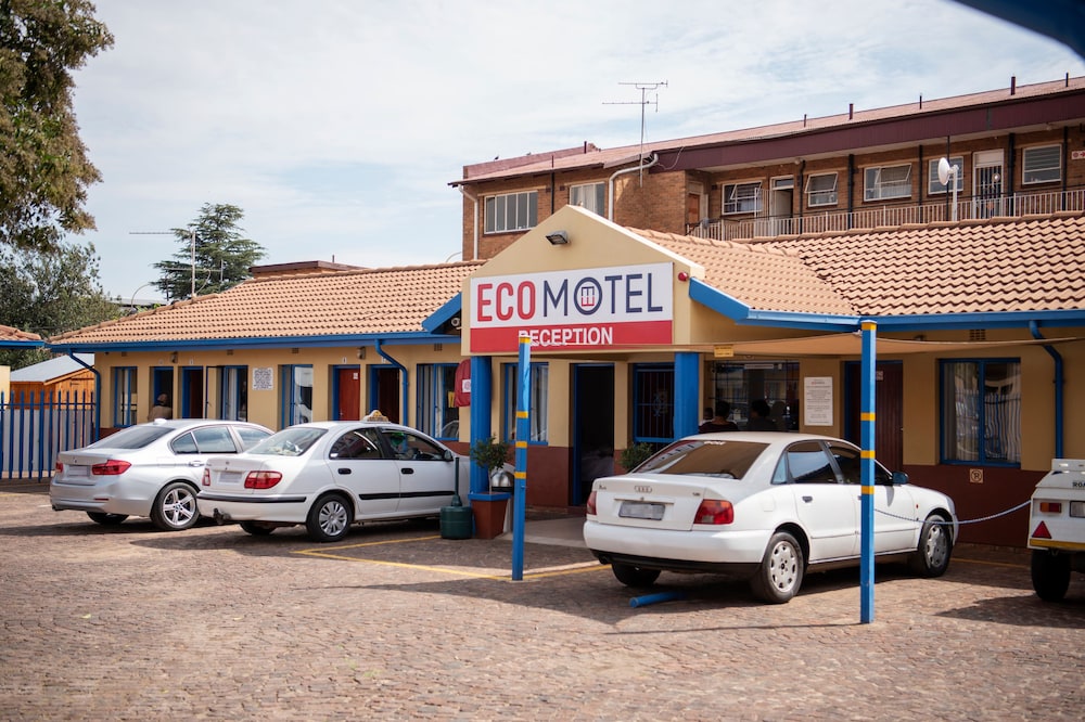 ecomotel o r tambo intl
