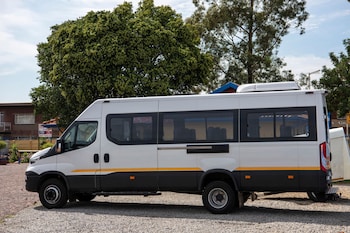 ecomotel o r tambo intl