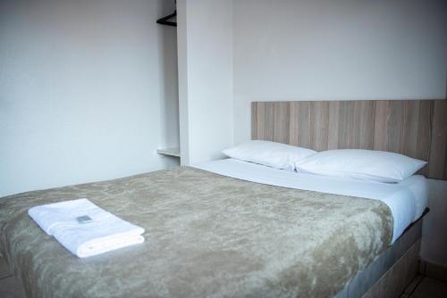 ecomotel o r tambo intl