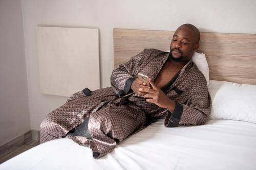 ecomotel o r tambo intl