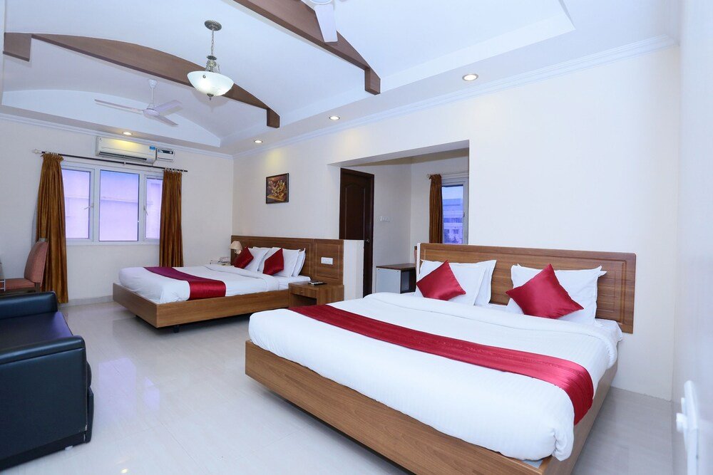 Hotel Sonas,Tiruchirappalli>>Solagampatti,3 star