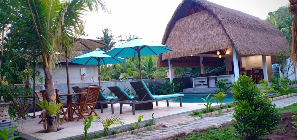 bale lumbung bungalows