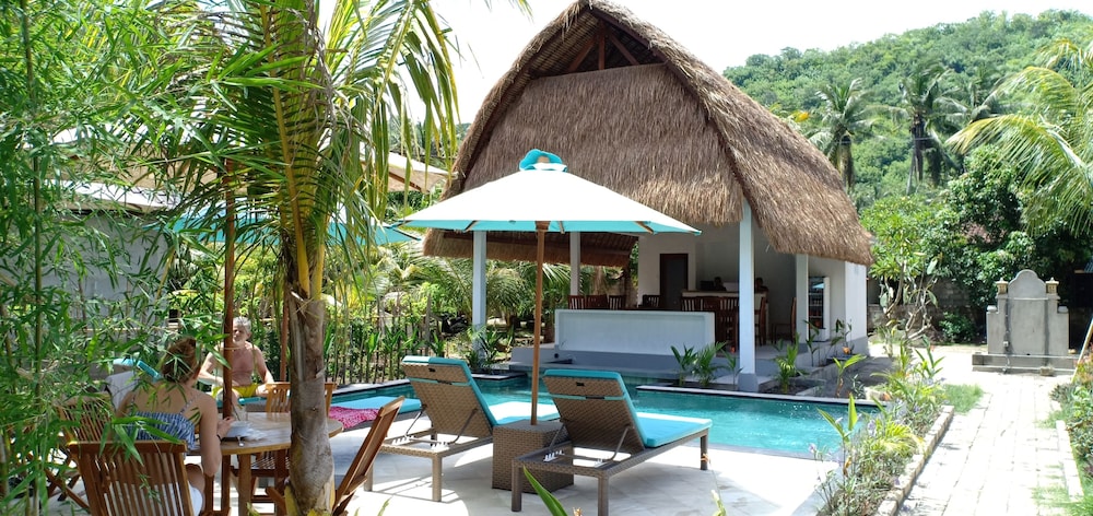 bale lumbung bungalows