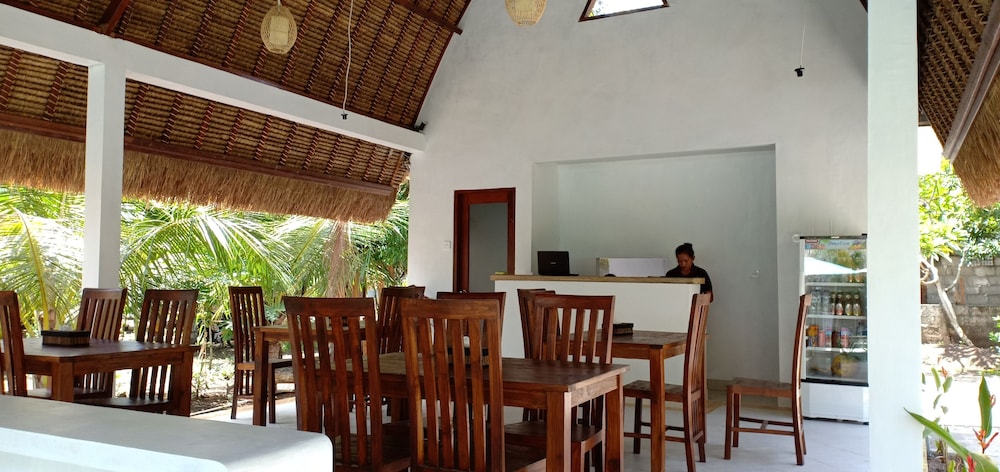bale lumbung bungalows
