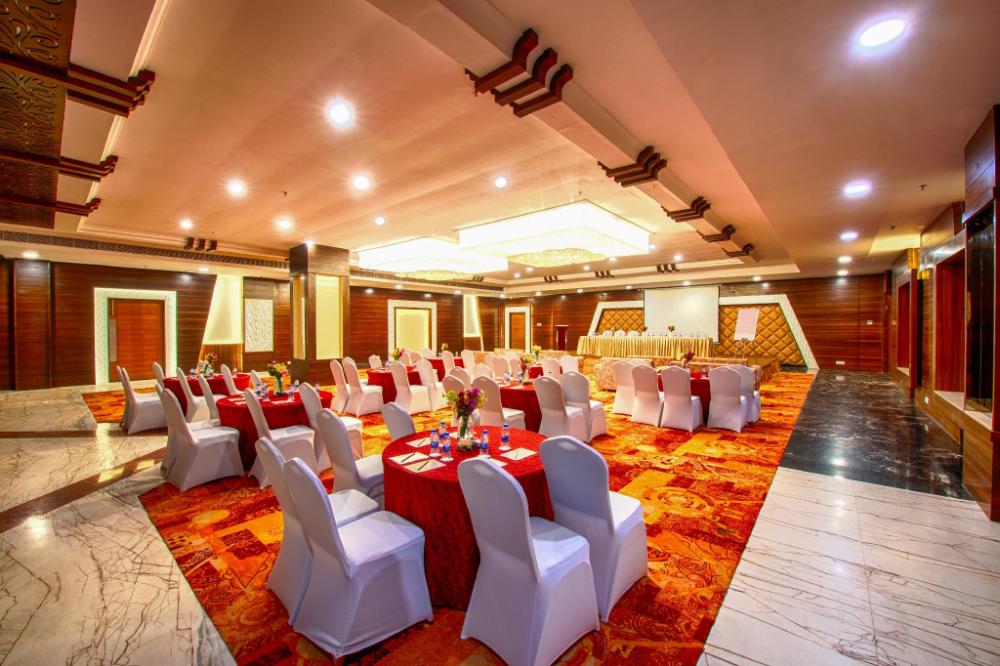 tiaraa hotels and resorts