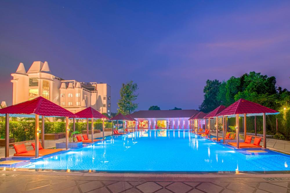 tiaraa hotels and resorts