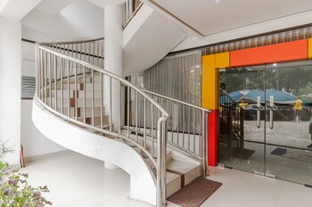reddoorz near rsu suaka insan