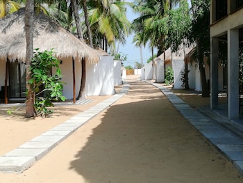 seth dev lagoon chalets kalpitiya