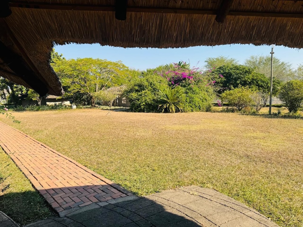 dwaleni farm lodge
