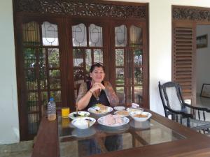 sinhagiri hotel and restaurant