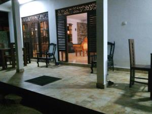 sinhagiri hotel and restaurant