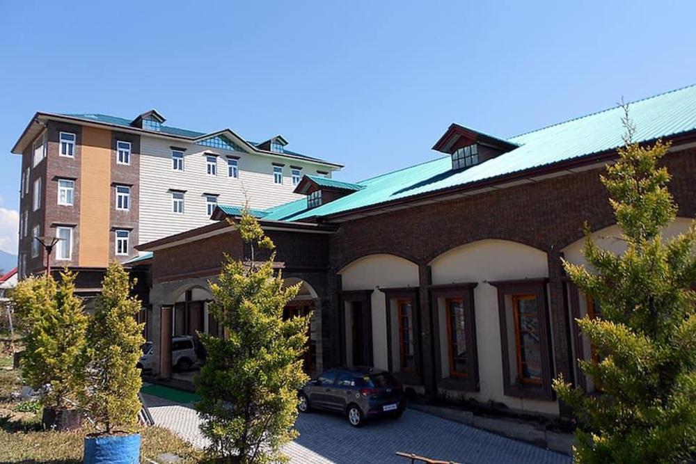 sterling banquet and hotel