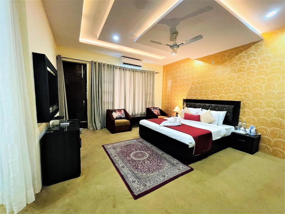 sterling banquet and hotel