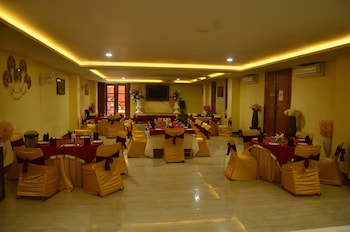 sterling banquet and hotel