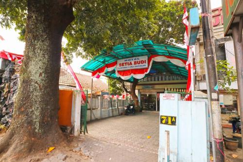 hotel setia budi