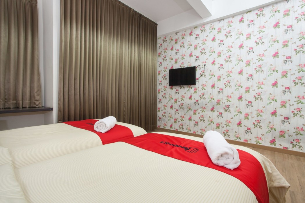 reddoorz plus riverside malang