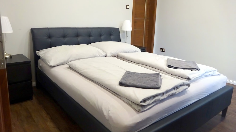 corvin point rooms and apartments