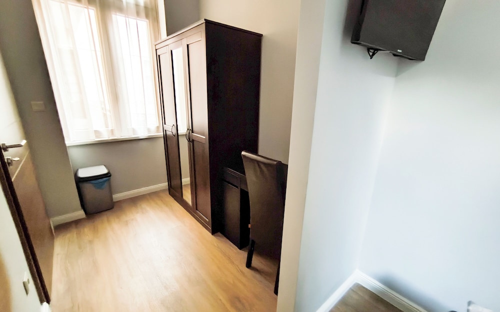 corvin point rooms and apartments