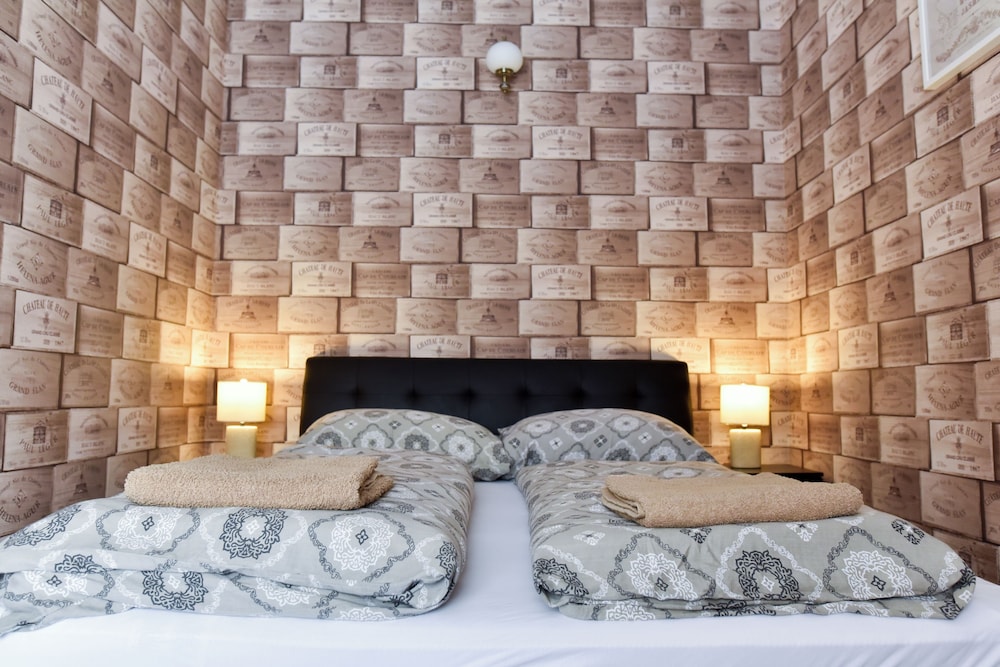 corvin point rooms and apartments