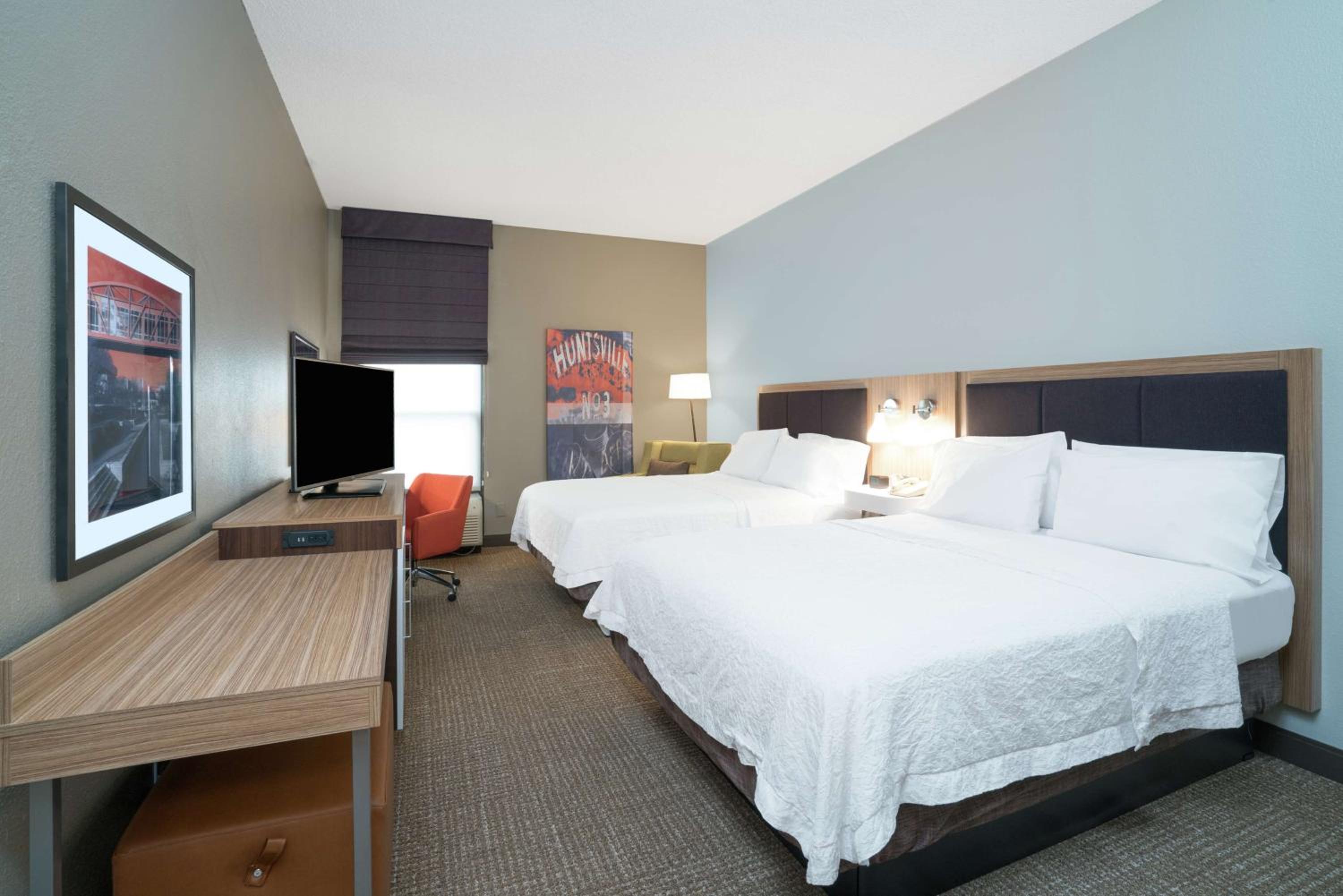holiday inn and suites beaufort highway 21