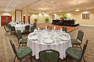 holiday inn and suites beaufort highway 21