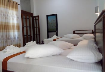 dinstar safari lodge udawalawa