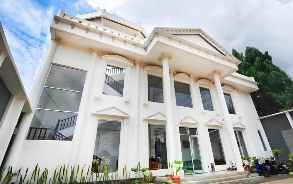 hotel alpha classica