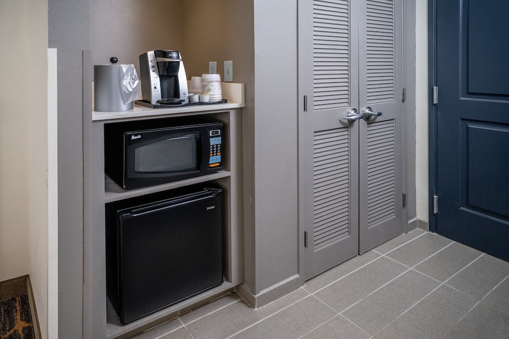holiday inn hotel and suites beckley by ihg