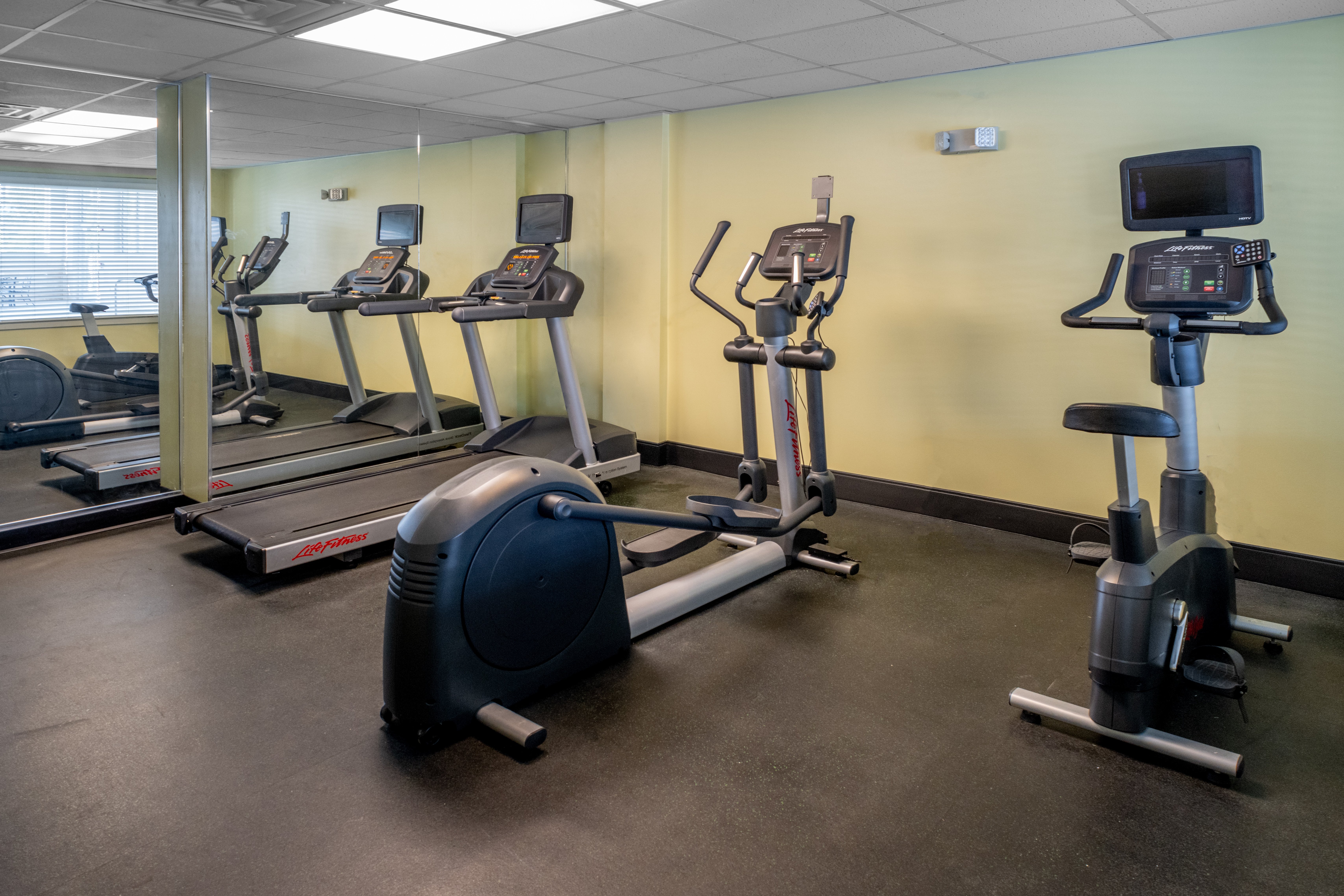 holiday inn hotel and suites beckley by ihg