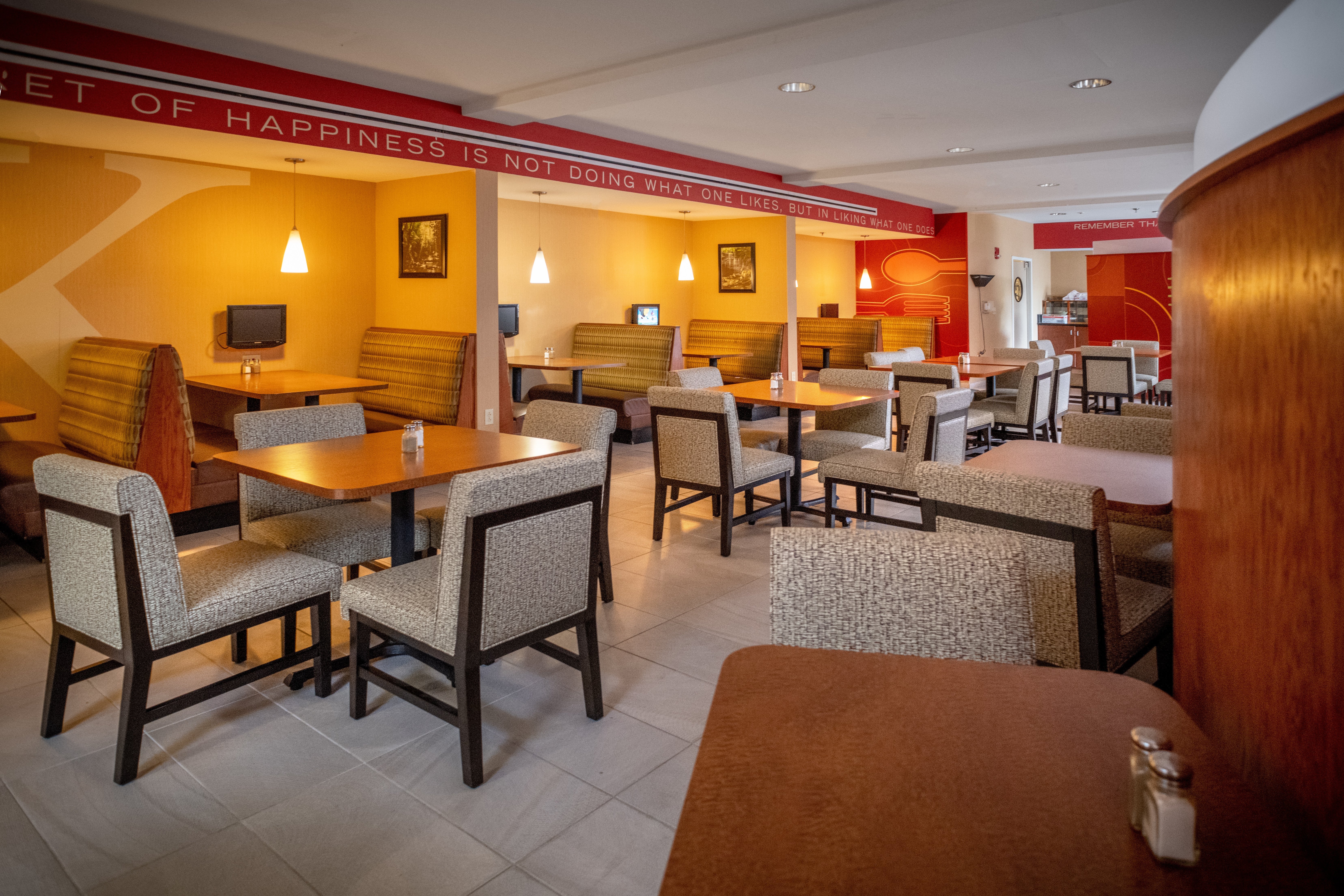 holiday inn hotel and suites beckley by ihg
