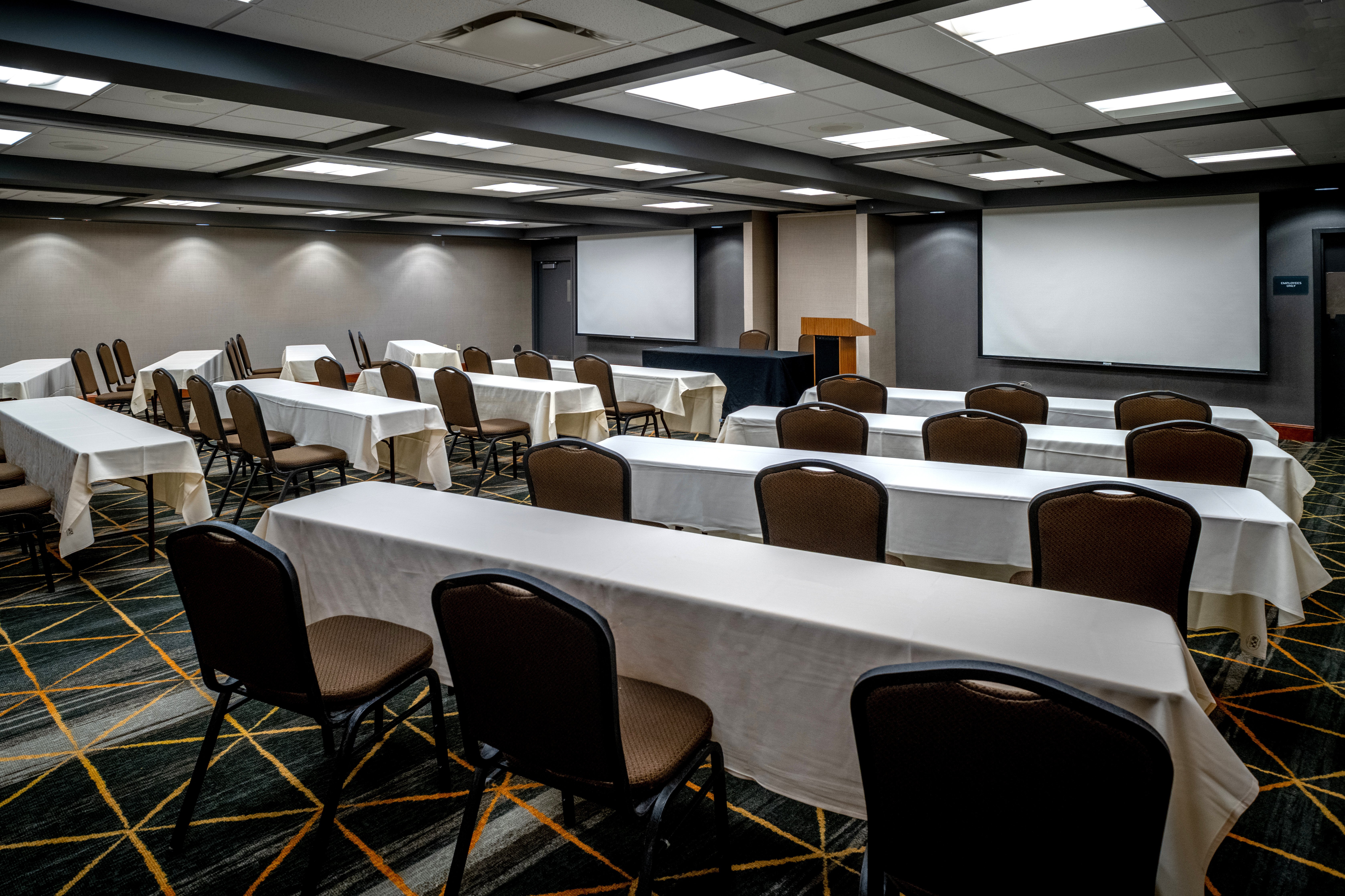 holiday inn hotel and suites beckley by ihg
