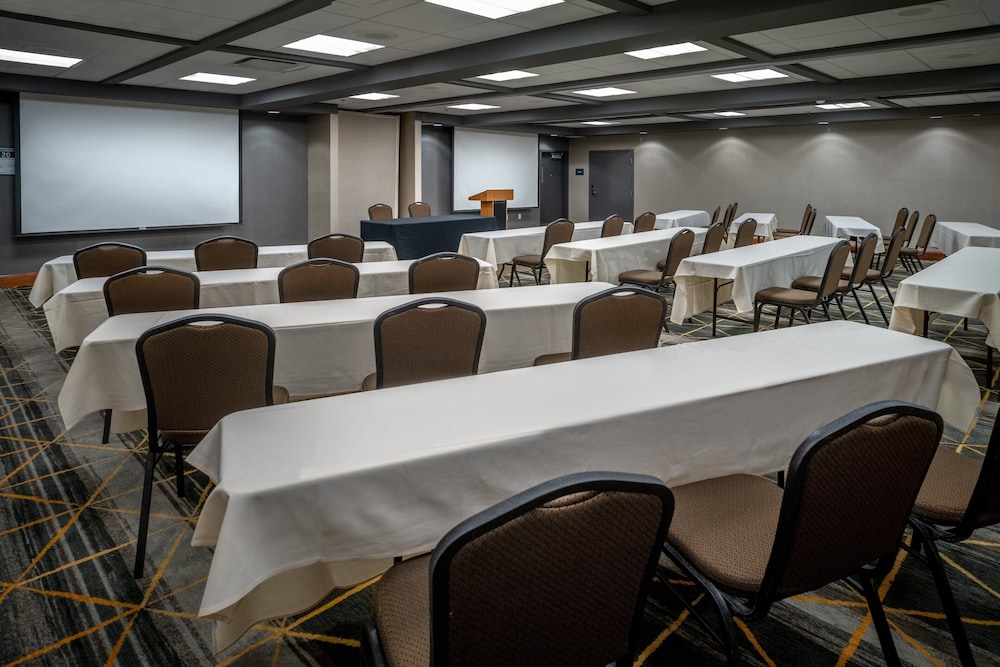 holiday inn hotel and suites beckley by ihg