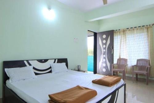 Nisarg Guest House,,2 star