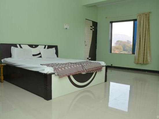 nisarg guest house