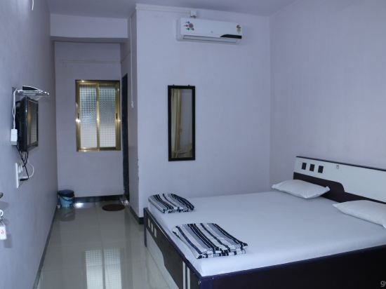 nisarg guest house
