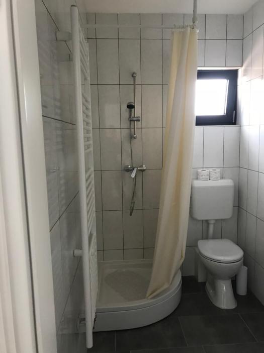 filipovic rent a car and apartments