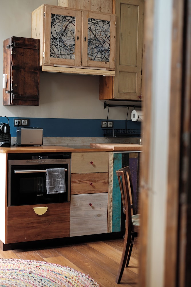 brody house adults only