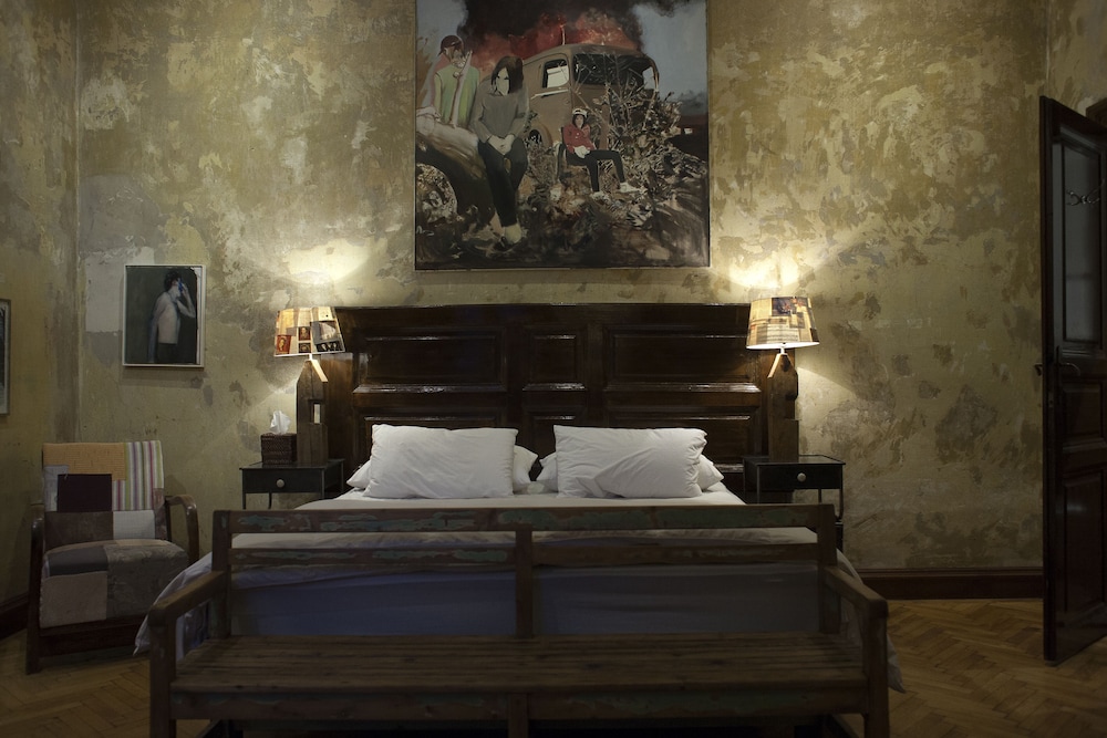 brody house adults only