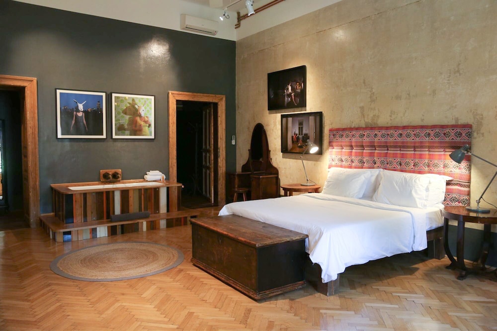 brody house adults only