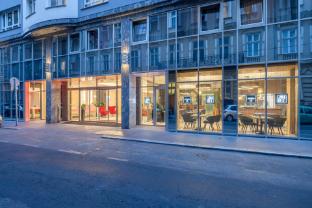 Silver Crown Hotel & Residence,Szentkiralyi U. 4; Budapest; 1088, Budapest,3.5 star