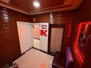 hotel sk galaxy thane west