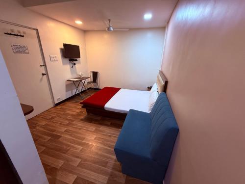 hotel sk galaxy thane west